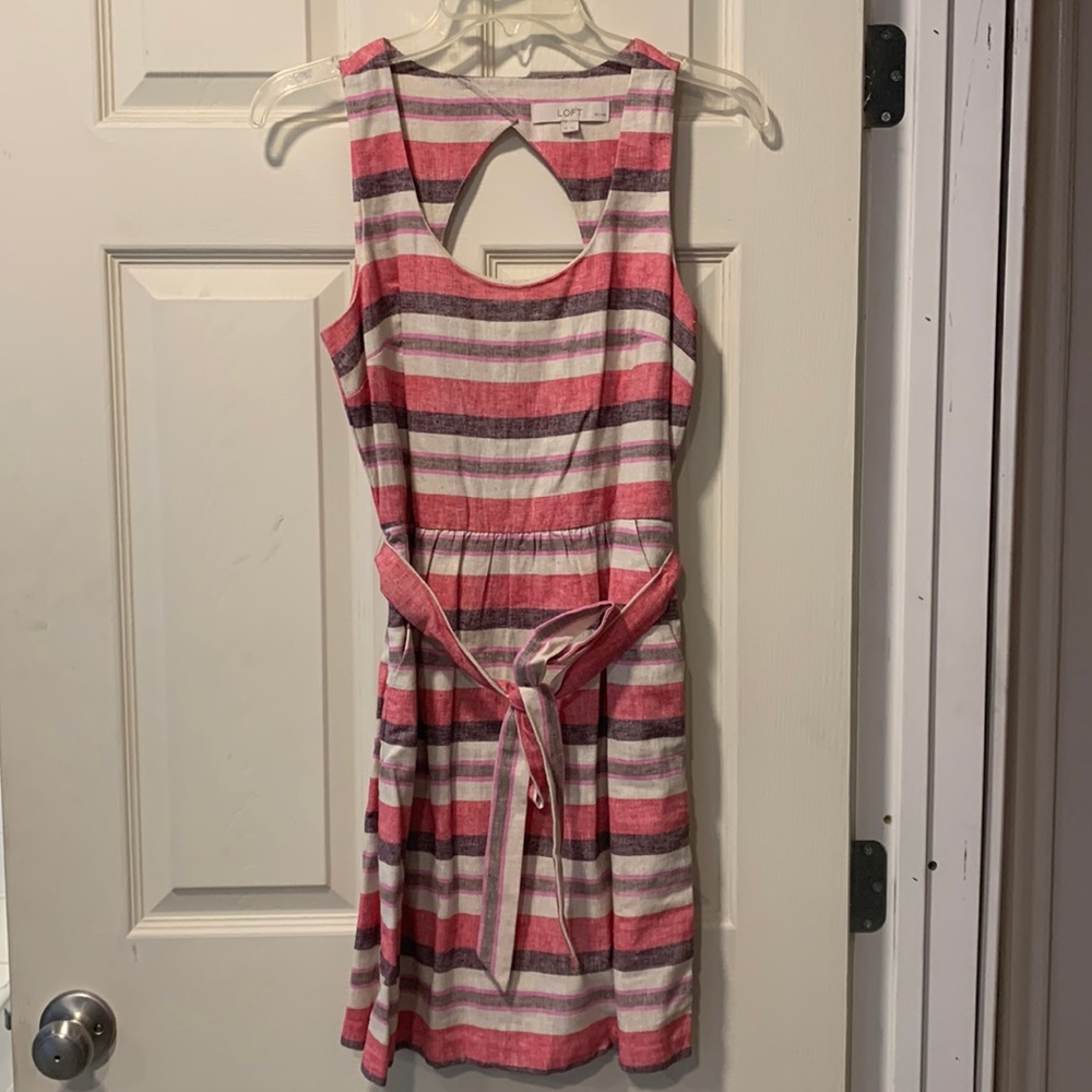 Ann Taylor Loft belted sundress with keyhole back and pockets